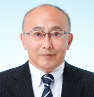 教授 高尾 朗